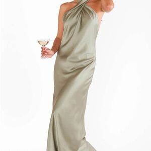 Show Me Your Mumu Jasmine Halter Moss Sage Maxi Dress